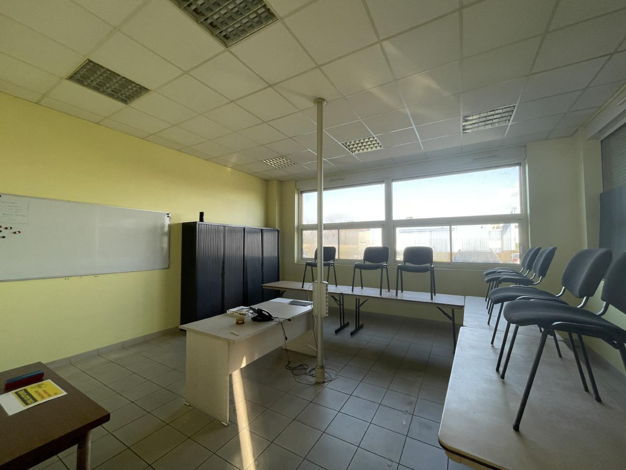 Local d'activité Maen Roch 835m² Vente local d'activité Maen Roch Ille-et-Vilaine OVACT2316701 5